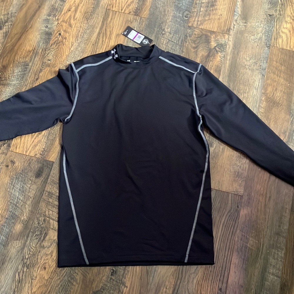 Black long sleeve men’s under armor shirt brand new never worn with tags